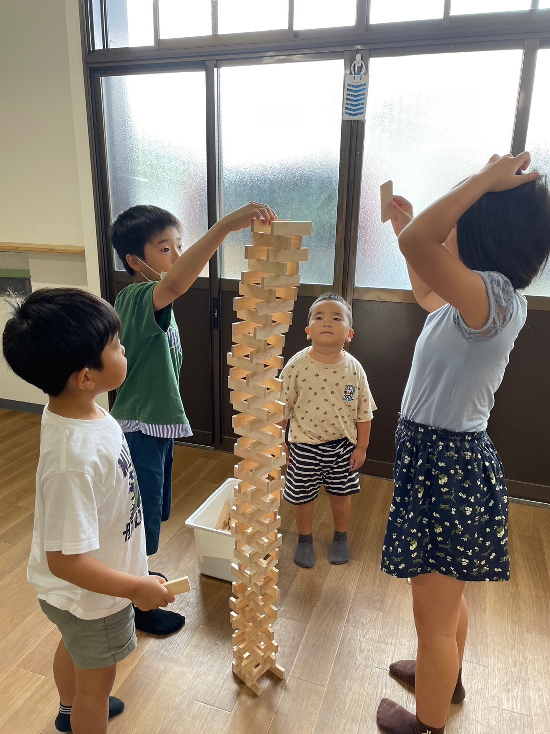 8/28(水)積み木のタワー